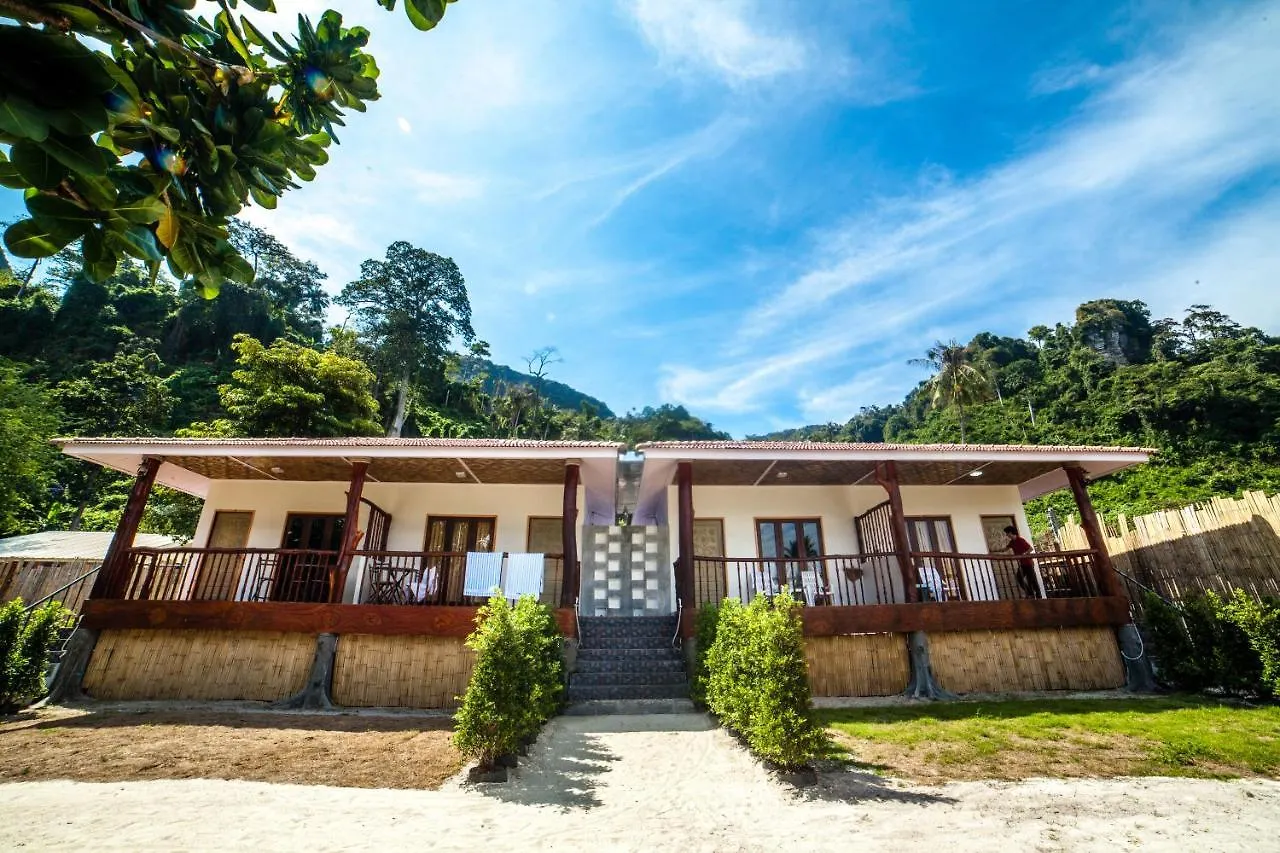 Phi Phi Nice Beach Resort ホテル ピピ島